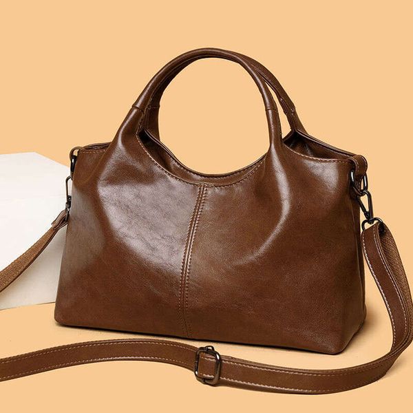 Genuine Leather 2025 New Fashionable Large Capacity Handheld Cross for Middle aged Women's Mothers Single Shoulder Bag
