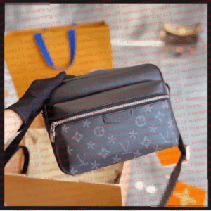 Mens trio outdoor sports Messenger Shoulder Womens flap cross bodys Hobo tote Evening bag Designer Genuine leather