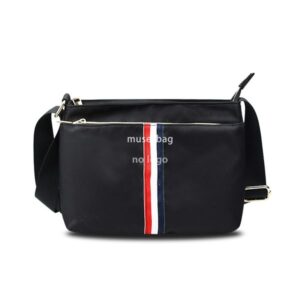 Stylish cross-body bag with contrasting colors Simple casual commuter shoulder bag Convenient European and American style storage bag Multi-layer bag