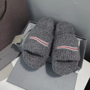 Luxury Slide Designer Fashion Women Wool Sandals Warm Comfort Slippers Mens Woman Slipper Shoes Autumn Winter Slides Scuffs Sandal Size 35-46 with box