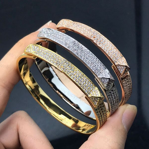 Fashion Diamond Bracelet Classic Designer Bangle for Woman Man Unisex Temperament Bracelets Delicate Jewelry 5 Optional Top Quality