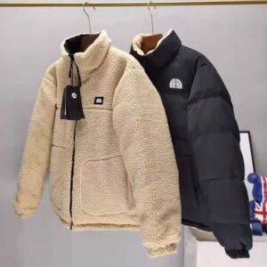 Mens Fashion Jackets Women Winter Down Jacket Designer Man Classic Reversible Down Coat Woman Woolen Letter Pattern Coats 3XL 4XL 5XL