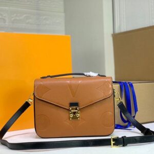 Designer evening bag designer ladies handbag leather letter classic fashion size 25-19-7 cm m45596