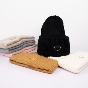 Knitted Hat Beanie Fashion Street Man Woman Caps Warm Winter Bucket Hat Comfortable Warmth 6 Color High Quality