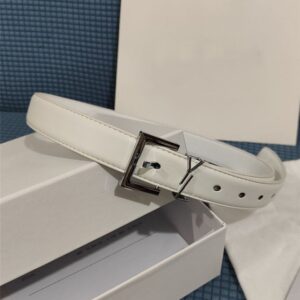 Narrow Womens Genuine Leather Men Designers Belts Brand Letters Big Buckle Designer Belts Fashion Style Designer Belt