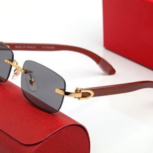 Luxurious Sunglasses Designer Women Mens Eyeglasses Buffalo Horn Rectangle Frameless Black Wrap Sunglass Alloy Wooden Frames Womens Driving Adult Eyeglass 55mm