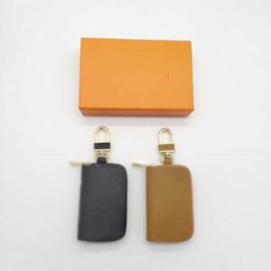 New Designer Key Buckle Bag Car Keychain Handmade Leather Keychains Man Woman Purse Bag Pendant Accessories 7 Color Option