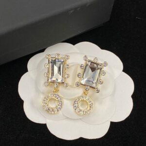 Elegant Earings Designer Classic Earring Temperament Fashion Women's Eardrop 3 Styles Option High Quality