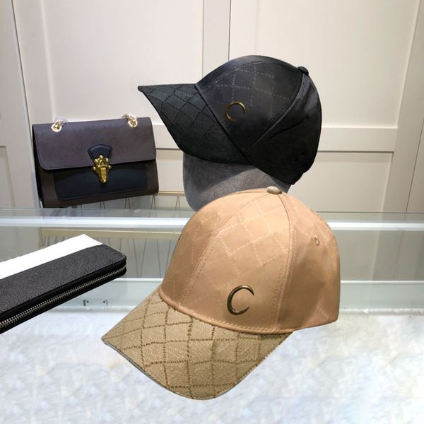 Designer Ball Cap Trendy Classic Style Summer Hat Leisure Caps 2 Colors for Man Woman High Quality