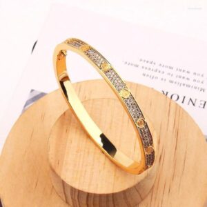 Bangle High-quality Ladies Bracelet Fashion Starry Small Fresh Temperament Full Dia Jewelry Gifts Trum22