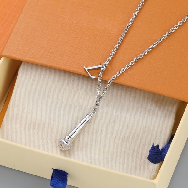 Fashion Personality Necklace Men Women Pendants Trend Microphone Necklaces Luxury Metal Party Jewelry
