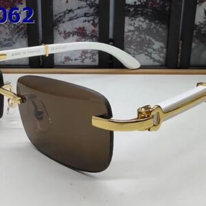 Designer Luxury Sunglasses for Women Man Summer Style Anti-Ultraviolet Retro Shield Lens Plate Square Full Frameless Fashion Carti Glasses Eyeglasses Random Box