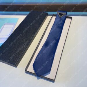 2024 Designer Mens Ties Men Necktie Fashion Design Neck Tie Triangle Luxurys Designers Business Cravate Neckwear Corbata Cravattino Male