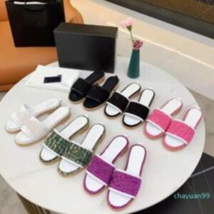 Fashion Luxury 2021 Italian Slipper Pearl Snake Print Slide Summer Wide Flat for Ladies Men Women Sandals Designer Shoes Free Gift