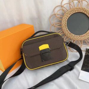 Man Messenger Bag Slock Male Classic Shoulder Bags Letters New Crossbody Christmas Gift with Box