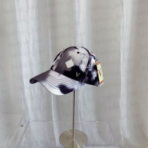 Casual Ball Caps Fashion Sports Cap Designer Hat for All Seasons Man Woman 3 Unique Colors Good Quality