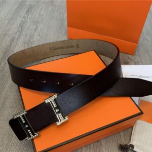 Designer Fashion Big Buckle Genuine Leather Belt With Box Brand Classic Letters Designer Men Women High Quality Mens Belts 110-125cm