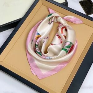 Wholesale Beautiful Silk HANDBAG scarf Headbands women Classic letter scraves Top grade bag hair Bands 50x50cm The gradient color