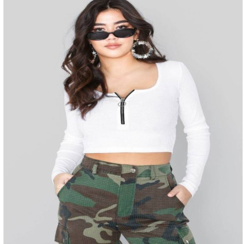 Women's zip-up top small vest