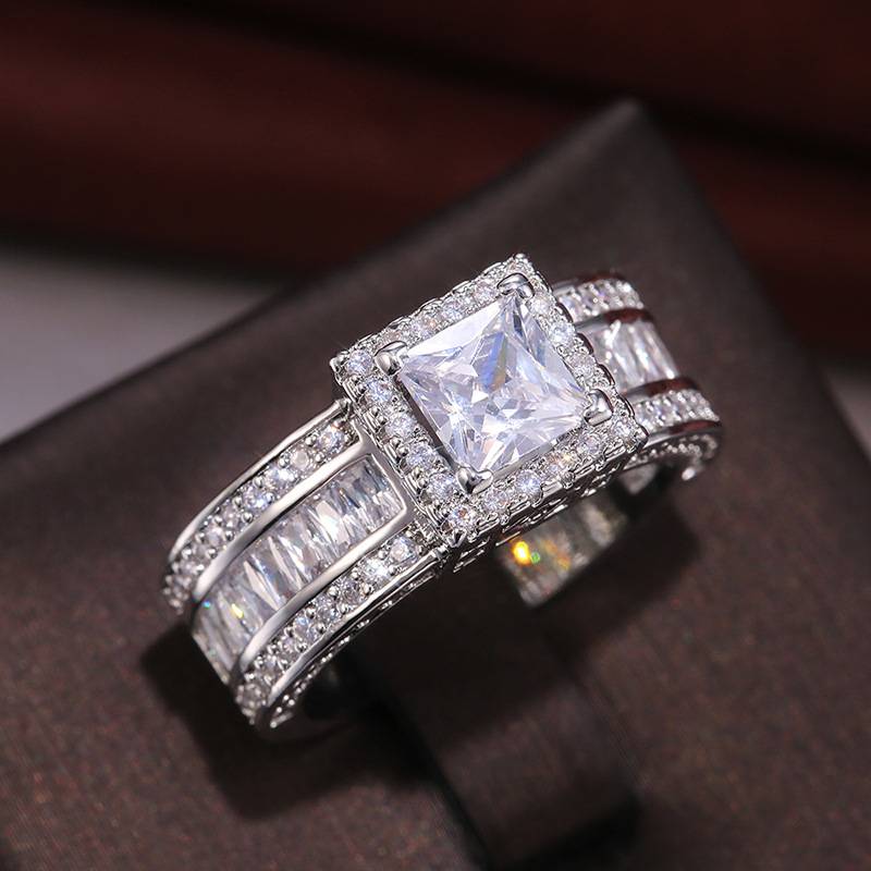 Diamond square ring European and American fashion female engagement proposal diamond ring