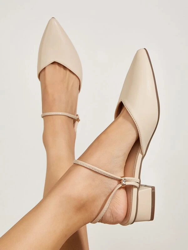 Sleek and Simple Slingback Flats with Pointed Toes