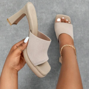 Stylish Chunky Heeled Mule Sandals: Minimalist Trend for Women