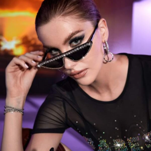 Rhinestone Decor Cat Eye Fashion Glasses
