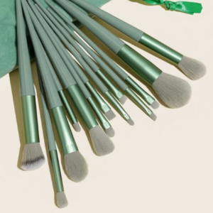 13 PCS Makeup Brushes Set Eye Shadow Foundation BB Cream Concealer Women Cosmetic Brush Eyeshadow Blush Powder Blending Beauty Soft Comprehensive Make