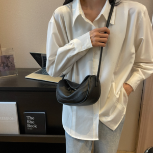 Premium texture popular hundred women’s bag 2023 new niche net red fashion shoulder bag pure color Yangqi crossbody bag