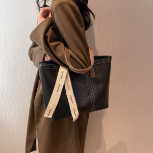 Hundreds of fashion handbag large capacity bag 2023 new popular shoulder big bag solid color Tote bag leisure women’s bag