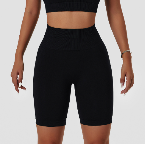 Seamless Europe and the United States yoga shorts high-waisted outdoor running sports shorts female tight breathable hip-lifting fitness pants