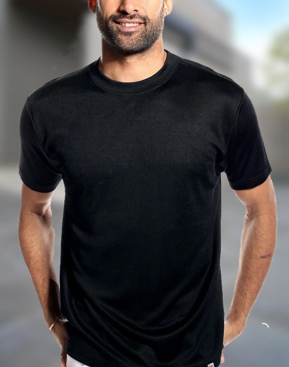 Solid Black T-Shirt for a Sleek and Timeless Look