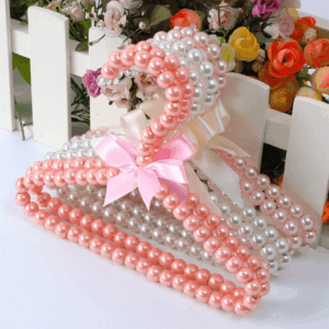 Dog clothes hanger rack cat clothing pet supplies girl heart pearl hanger