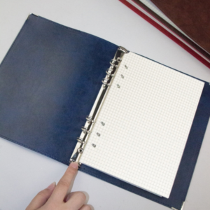 A5 imitation leather loose-leaf grid notebook, style: blank inner core
