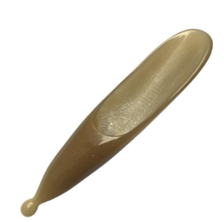Small cow horn tube with polka dot gua sha point stick, color random shipment
