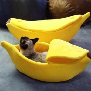 Banana pet bed