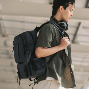 Xiaomi Youpin Multifunctional large-capacity four-season travel bag