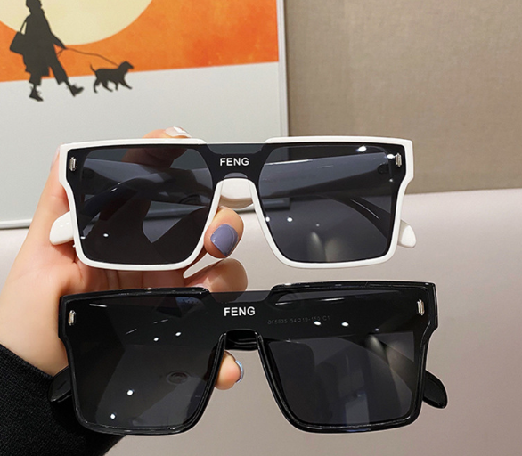 Netflix Square Large Frame Sun Glasses