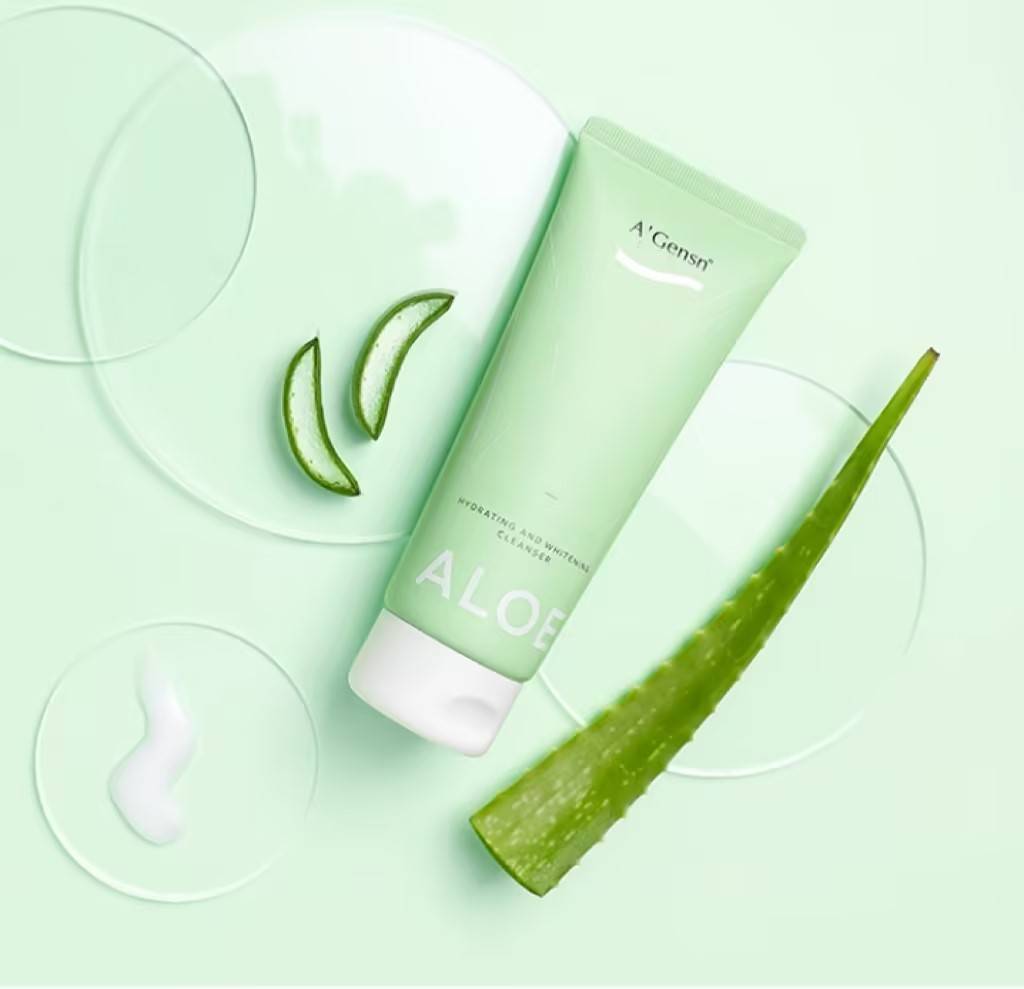 A’Gensn Pure Aloe Vera Moisturizing Cleanser Female Whitening Deep Cleansing Moisturizing Moisturizing Refreshing