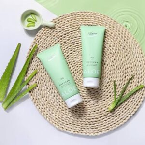 A’Gensn pure aloe vera facial cleanser female deep cleansing pore cleansing cream deep hydrating facial cleanser student oil control