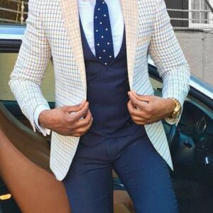 Slim-fit Haute Couture Blazer with a Stylish Plaid Print