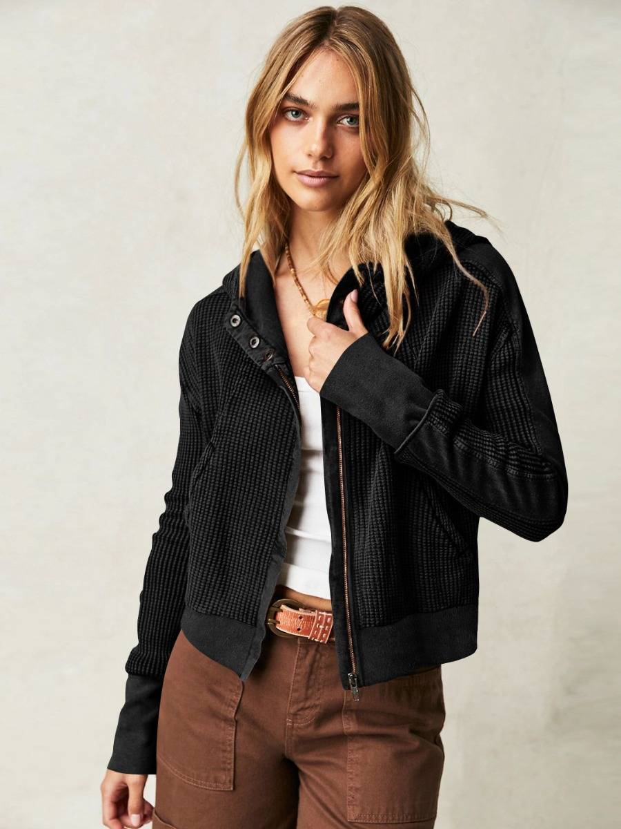 Hooded long-sleeved zip-up hoodie