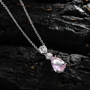 Pink drop diamond pendant diamond clavicle chain