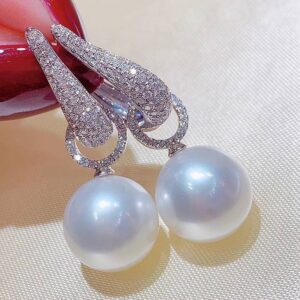 Exquisite two-wearing imitation pearl zircon earrings, fashionable, extravagant, elegant women’s earrings