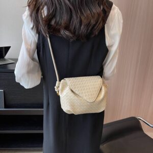 Niche design bag women 2023 new high-end sense summer one-shoulder Messenger bag net red hot style woven small square bag