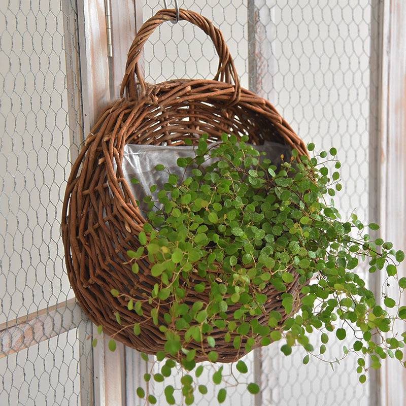 Wicker wall hanging basket basket hand woven bamboo basket straw flower basket durable moisture resistant ornament straw storage basket