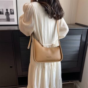 High-end solid color simple shoulder bag 2023 new all-match spring and summer women’s bag popular fashion Messenger armpit bag