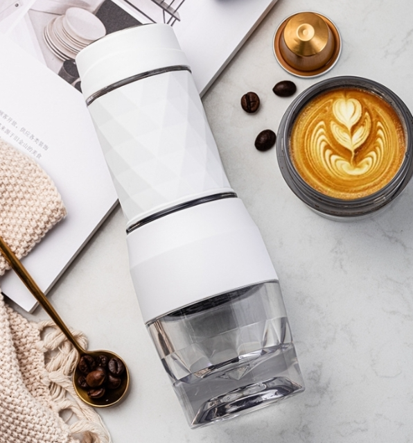 Portable Hand Pressure Espresso Machine Outdoor Accompanying Mini Coffee Cup