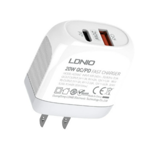 LDNIO 32W 3-Port USB PD Charger 2USB-A+USB-C PD QC3.0 Fast Charging Wall Charger Adapter EU Plug with 1M USB-A/Type-C to Type-C Cable