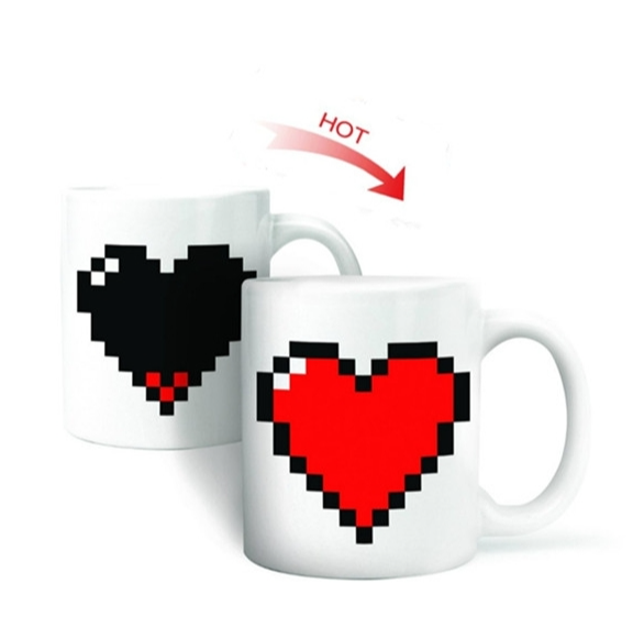 Creative heart-shaped magic temperature-changing cup, coffee milk cup that changes color when heated